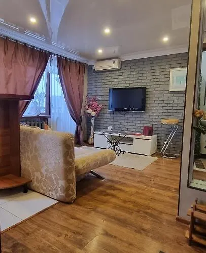 Apartment Voznesenska 25